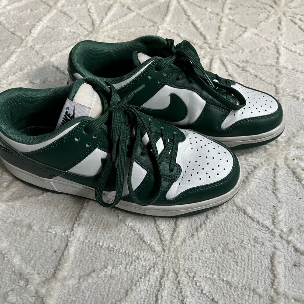 “Team Green” Nike Dunks women’s size 7